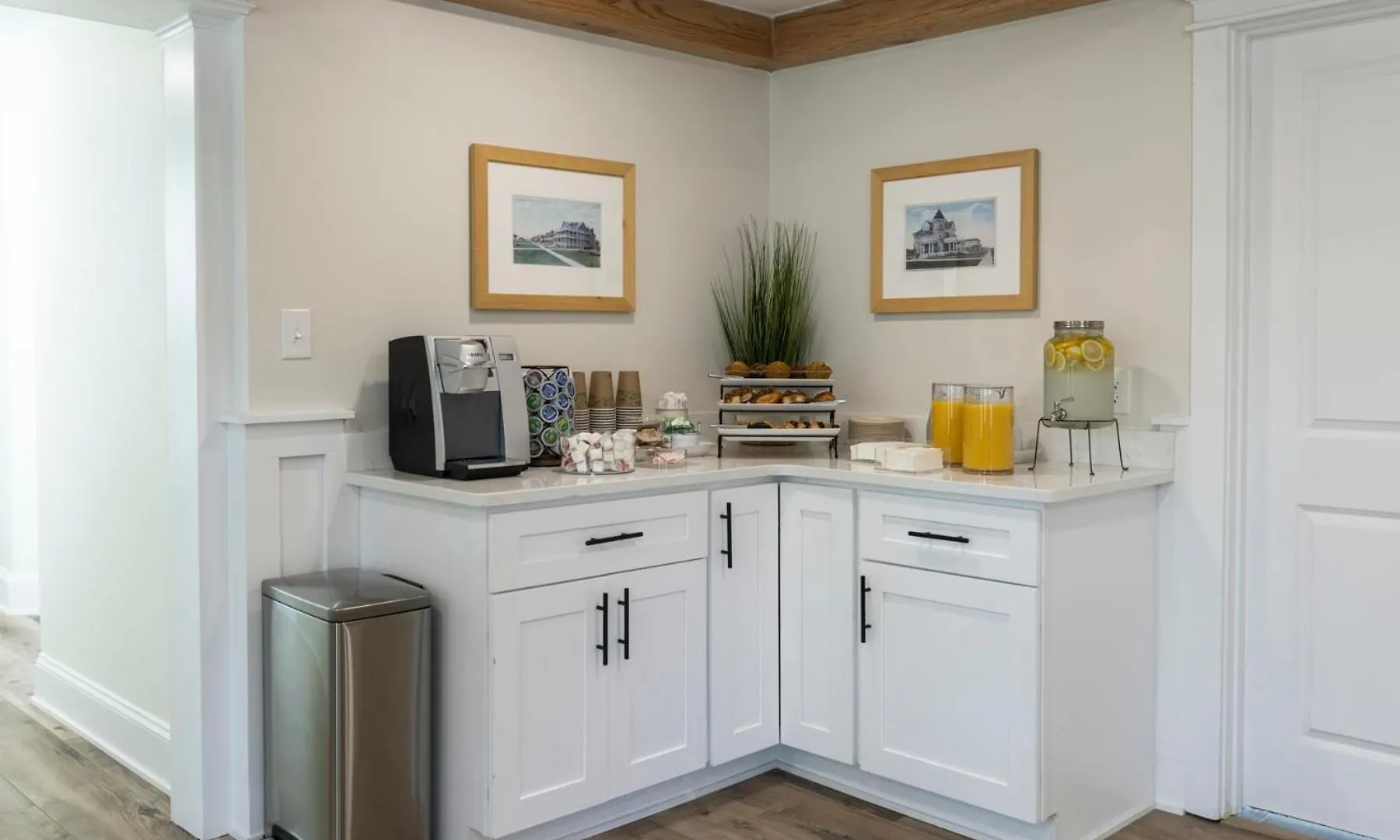 Pinewood 102 Inn At Old Beach Virginia Beach United States