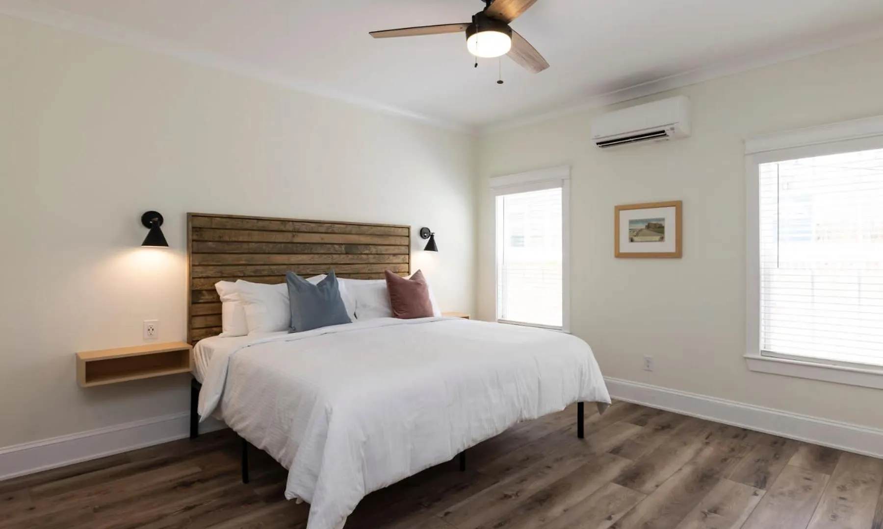 Pinewood 102 Inn At Old Beach Virginia Beach