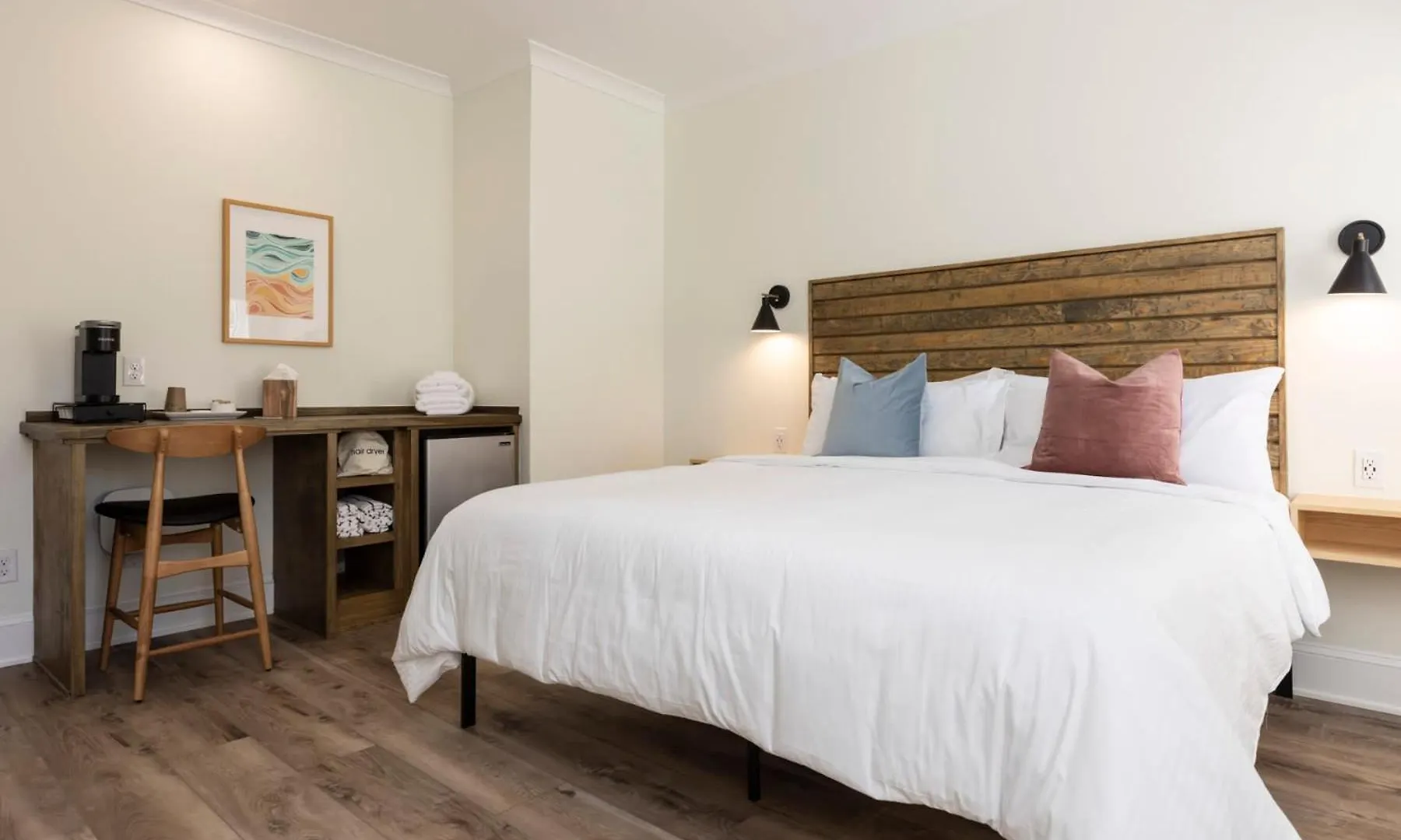 Pinewood 102 Inn At Old Beach Virginia Beach